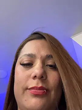 Webcam Model (Pretty__Milf)  is live.Free join now!