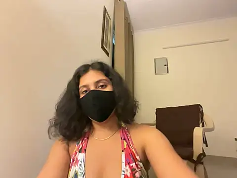 Webcam Model (Anna_girl22)  is live.Free join now!