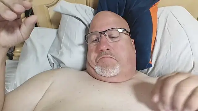 bigbear0563 (M grandpa) - #american #balds #cam2cam #cheap-privates #chunky #grandpas #hd #masturbation #small-audience #straight #white