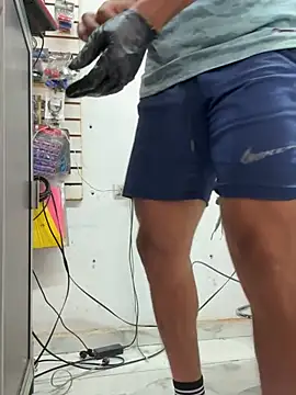 paul22cm- (Ask my age) - kiss my mouth