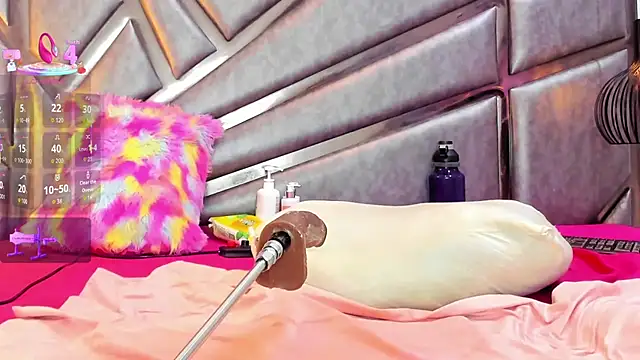 sofi_hill (F milf) - FUCK MY BIG PUSSY