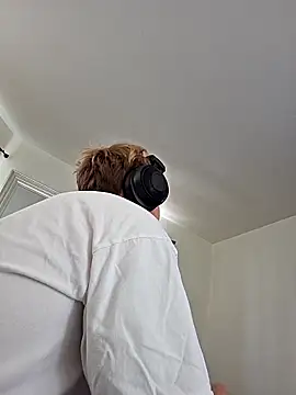 cumbedaddysbadgirl - Cumbedaddysbadgirl's free webcam - UK Sex Cams