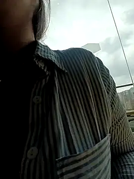 tata_sanz_ (Ask my age) - Let's play at the airport