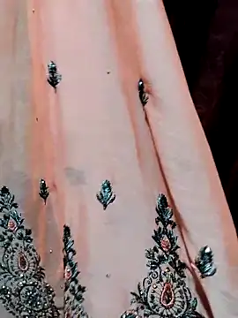 riya-saxy (F young) - Pussy massage 2minute