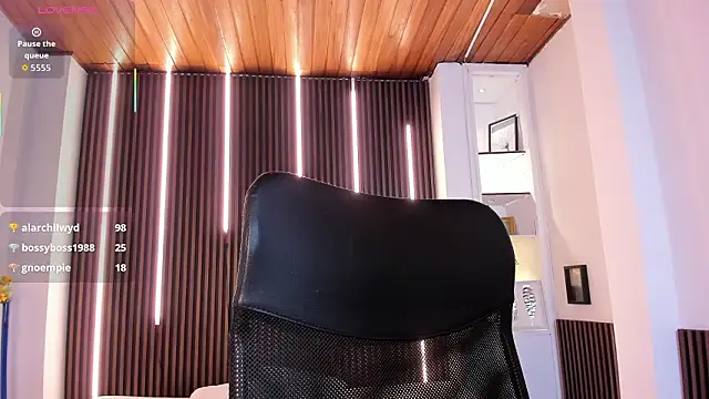 martina_mancini - Martina_mancini's free webcam - UK Sex Cams