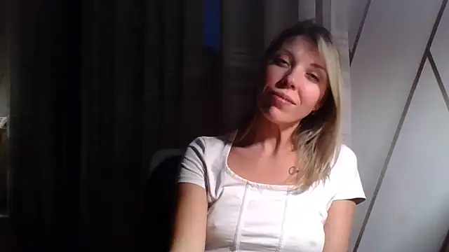 velvetlove287 - VelvetLove287's free webcam