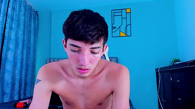 maikol_ortiz - Maikol_Ortiz's free webcam - UK Sex Cams