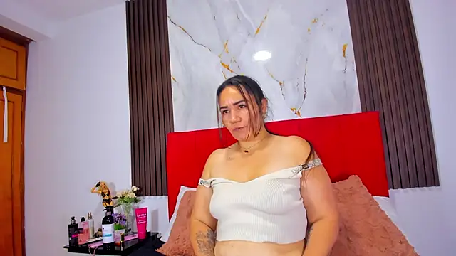 kira_ross602 - Kira_ross602's free webcam