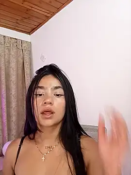 baby-skinnd - Baby-skinnd's free webcam - UK Sex Cams