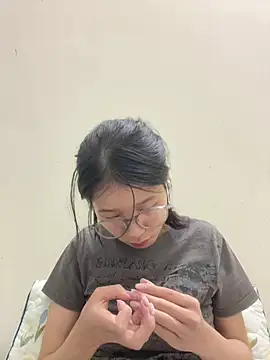 meomeo2k6 live sex cam