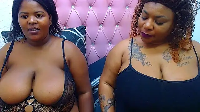 Ebonyhotass26 webcam