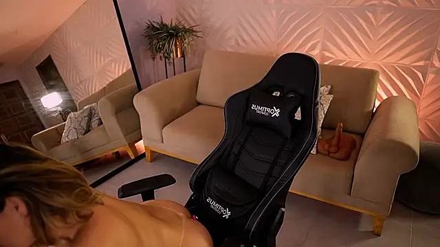 kylamorrison (F milf) - Fuck pussy