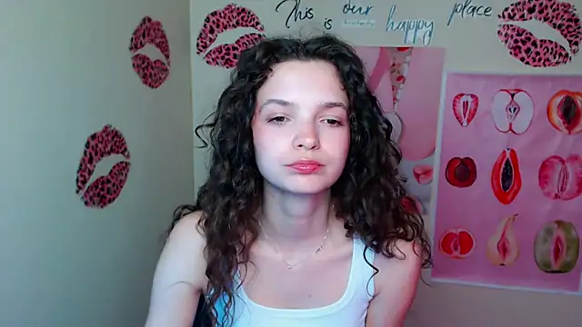 _susiesu_ - _SusieSu_'s free webcam - UK Sex Cams