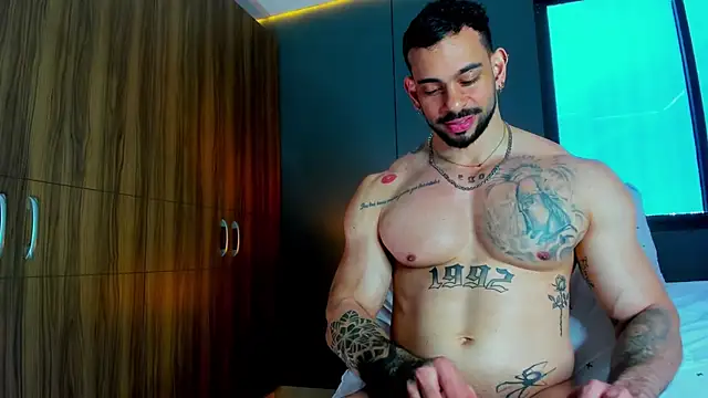 massimo_visconti - Massimo_visconti's free webcam - UK Sex Cams