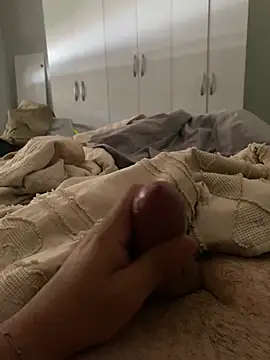 matig2323 (M young) - Leche ?