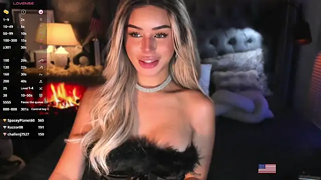 ZyraGoddes live sex cam