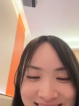 miaomiaou_ (F teen) - 求疼爱🥺