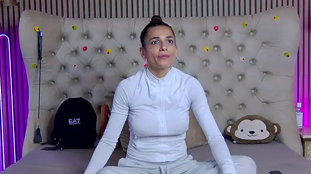 PlayfulShow live sex cam