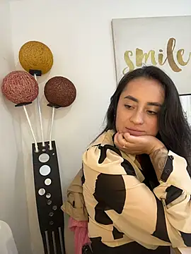 Antonella_Juliet... Live Webcam on Stripchat