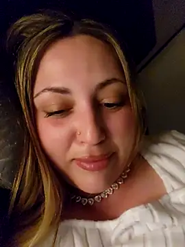 Webcam Model (sofiabichota)  is live.Free join now!