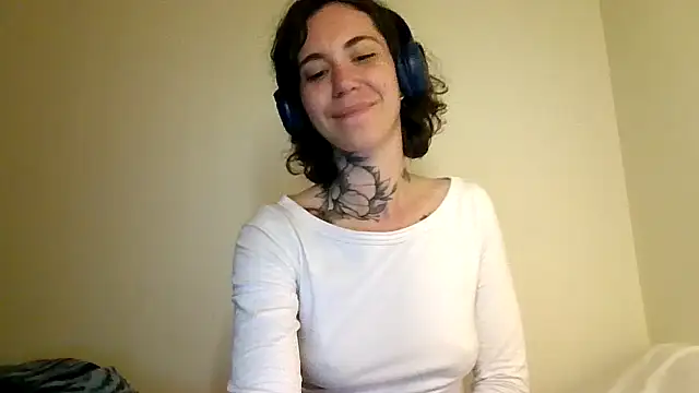 dirty_pink - Dirty_Pink's free webcam - UK Sex Cams