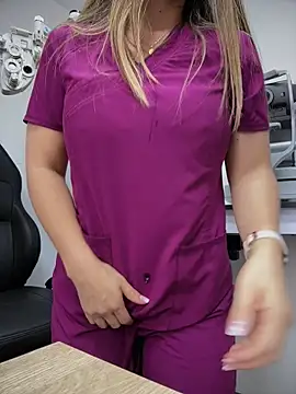 alicee16 - Alicee16's free webcam - UK Sex Cams