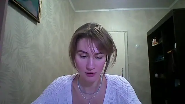 elenoreholguin - ElenoreHolguin's free webcam - UK Sex Cams