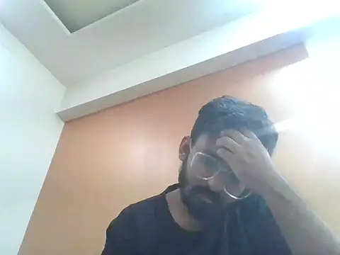 aryaka1303 - Aryaka1303's free webcam - UK Sex Cams