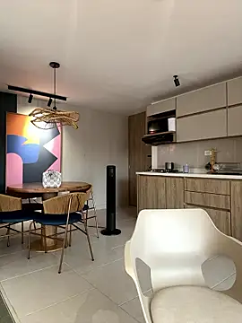 thescorpionfr_ (F young) - Strip tease