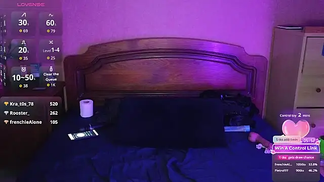 moxxxie - Moxxxie's free webcam - UK Sex Cams