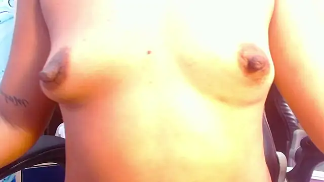 amy_ronan - Amy_Ronan's free webcam - UK Sex Cams