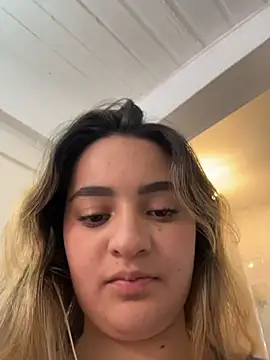 antonella_julieta (Ask my age) - Finger in the pussy🔥