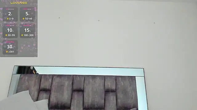 alyssia_ocean (F milf) - double penetration and squirt