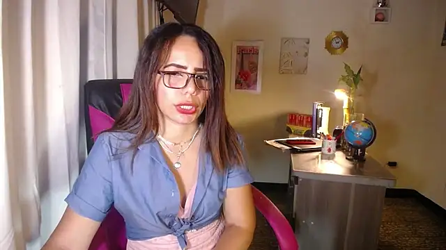 danielle_rose_1 - Danielle_rose_1's free webcam