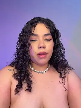 krisstensantos - KrisstenSantos's free webcam - UK Sex Cams