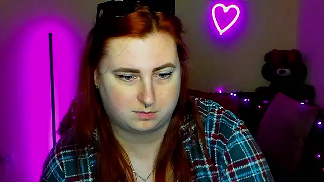 alicia_love00 - Alicia_love00's free webcam - UK Sex Cams