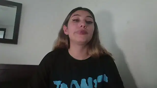 alicee_teen live sex cam