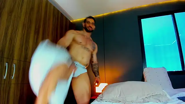 massimo_visconti (M young) - doggy position