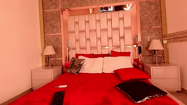 nahomi_lestrange - Nahomi_Lestrange's free webcam - UK Sex Cams