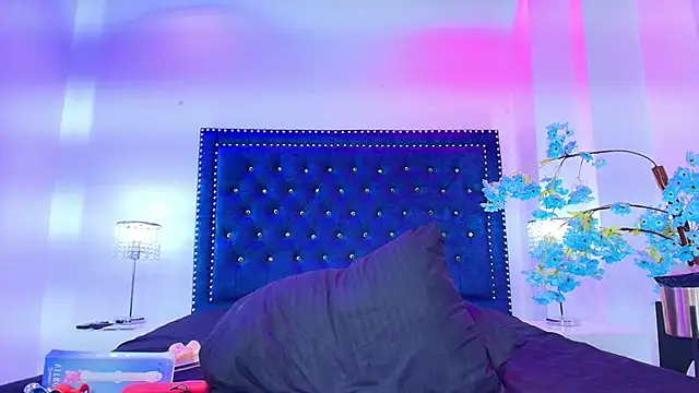 velora_nigth - Velora_nigth's free webcam - UK Sex Cams