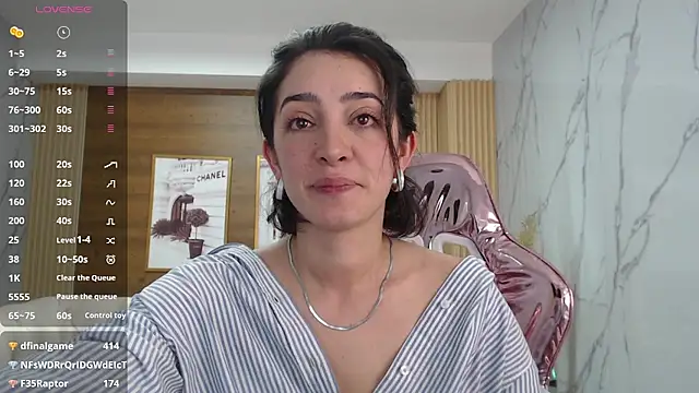 sara_lopez_s live cam profile