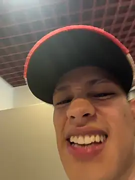 harrygaze - HarryGaze's free webcam - UK Sex Cams