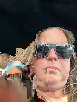 Webcam Model (Prettykate1210)  is live.Free join now!