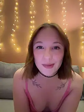 alinafoxyy - AlinaFoxyy's free webcam - UK Sex Cams