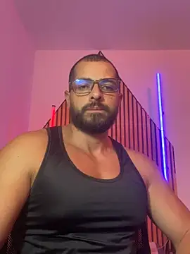 magnumchris - Magnumchris's free webcam - UK Sex Cams