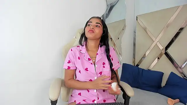 honeyhtx - Honeyhtx's free webcam - UK Sex Cams