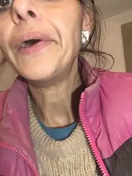 chantalxorchid - ChantalXOrchid's free webcam