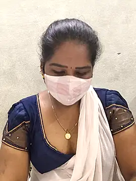 maaliiiponutamil - MaaliiiPonuTamil's free webcam