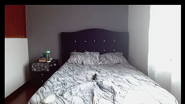 emilia_1995 - Emilia_1995's free webcam - UK Sex Cams