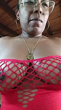 channeldelacroix - ChanneldelaCroix's free webcam - UK Sex Cams